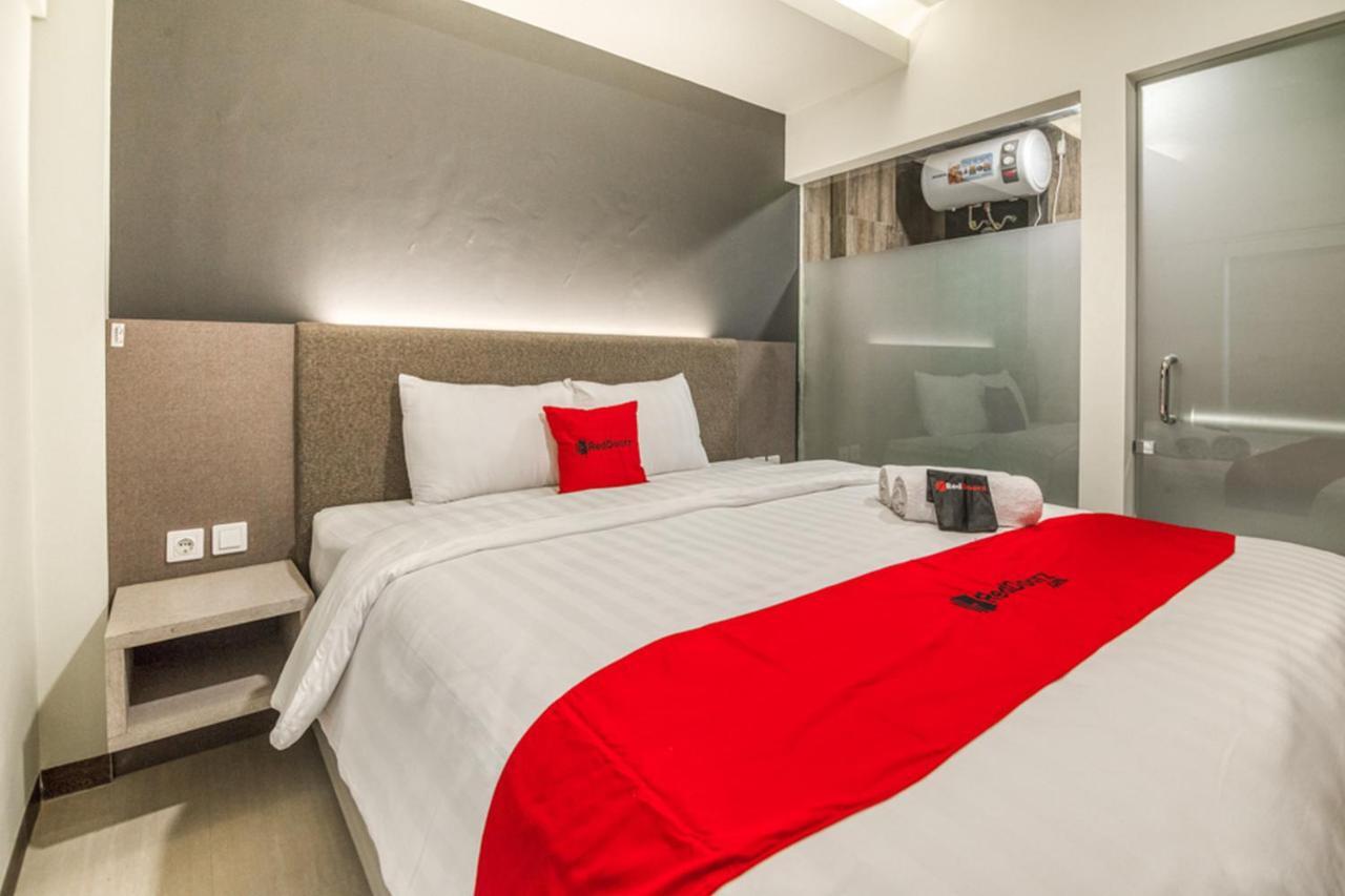 Reddoorz Plus Near Akademi Kepolisian Semarang 3 Exteriér fotografie