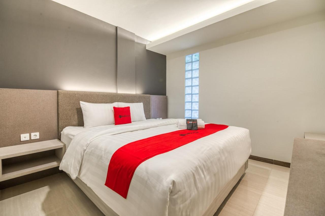 Reddoorz Plus Near Akademi Kepolisian Semarang 3 Exteriér fotografie